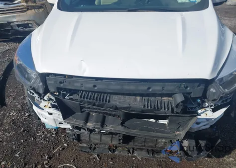 2019 Ford Escape Se из США, поврежденный, VIN 1FMCU9GD6KUC49246